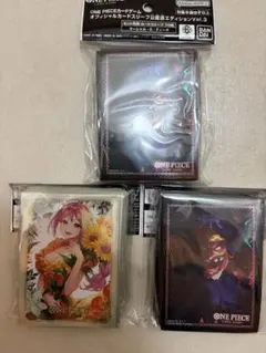 ONE PIECE オフィシャルカードスリーブ Vol.3.4レベッカ 黒ひげ