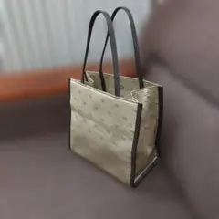 Burberry ハンドバッグ 小 ホースマーク柄 バーバリーのサムネイル