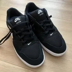 NIKESBアリウープスケートボードALLEYOOPCJ0882001 27cm