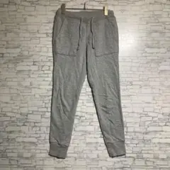 GU ジーユー　グレー ジョガーパンツ 大きなポケット付き　M レディース　美品