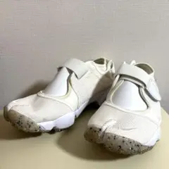 NIKE エアリフト アイボリー 25cm