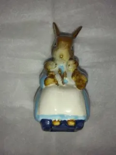 ベスウィック ピーターラビット カトンテール フィギュリン 置物