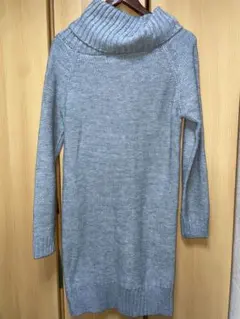 冬物お値下げ中❗️ グレー ケーブルニット タートルネック ワンピース