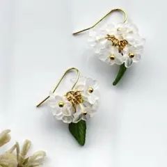 ハンドメイド フラワー 花束 ホワイト C ピアス イヤリング