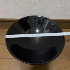 黒色ストライプ皿