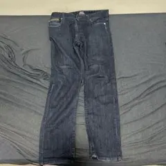 ダークブルー ストレートジーンズ