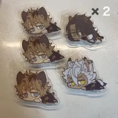 ツイステ アクリルクリップとバッジセット