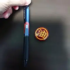 ジブリ 缶バッジ uniジェットストリームボールペン黒0.5 カオナシ