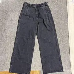 GU デニムタックトラウザー(丈標準)ダークグレー Lサイズ