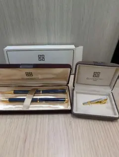GIVENCHY ボールペン シャープペン ネクタイピン セットのサムネイル