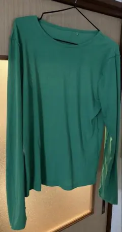 GU カットソー グリーン L