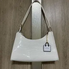 Item thumbnail for item f9068d5d-17bd-4f72-80cd-659983bdb0b8