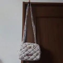 ジルバイジルスチュアート パフィー キルト ポシェット ショルダー バッグ