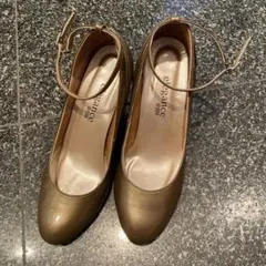 elegance卑弥呼　エナメル　パンプス