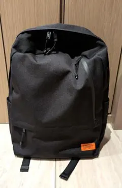 【美品】ユニバーサルオーバーオール リュック バックパック 黒 オレンジ 大容量のサムネイル