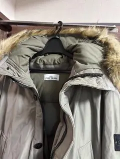 STONE ISLAND ダウンジャケット フード付きのサムネイル