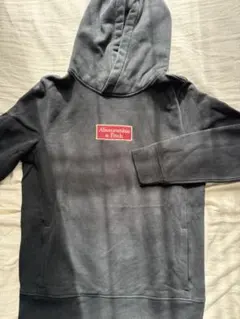 Abercrombie & Fitch 黒パーカー