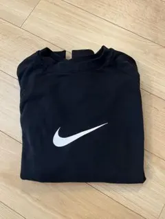 Nike ブラック トレーナー スウッシュ