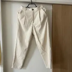 GU アイボリー カジュアルパンツ　テーパード　XL