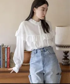 【新品未使用】ローリーズファーム　フリルブラウスロングスリーブ