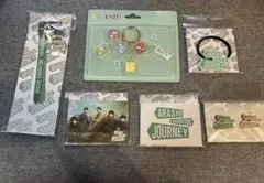 嵐 展覧会 スマホリング アクリルキーチェーン ヘアゴム ピンバッジ マグネット