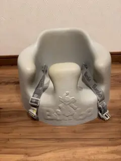 Bumbo ベビー用チェア　クールグレー
