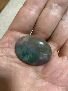 マニア必見！貴重！糸魚川産翡翠ネフライト原石8.9g