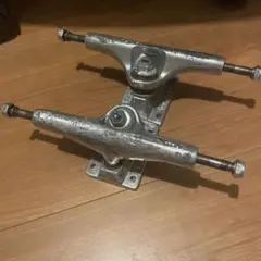 サンダートラック　148 Thunder trucks