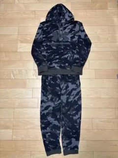 アンダーアーマー 迷彩柄 スウェット上下　Mサイズ　人気モデル