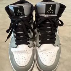 Nike Air Jordan 1 ホワイト/グレー/ブラック