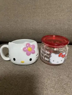 【美品】ハローキティ レトロ マグカップ＆30周年 ガラスキャニスター セット