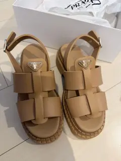 PRADA プラダ ラバーサンダル ベージュ　36 23.23.5㎝　ほぼ未使用のサムネイル