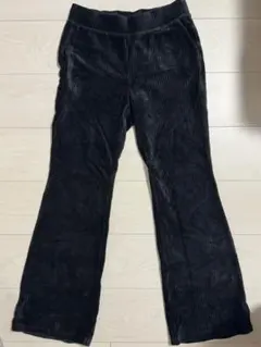ベロアパンツ