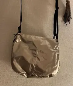 JACK GOMME（ジャックゴム）　メタリック ショルダーバッグ 軽量