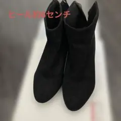 黒スエードジッパー付きショートブーツ