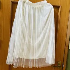 【美品】ホワイトチュール フレアロングスカート♪春　お出かけ✨爽やか