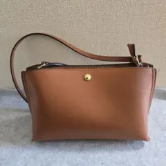 レガートラルゴ　かるいかばん　ショルダーバッグ　ブラウン