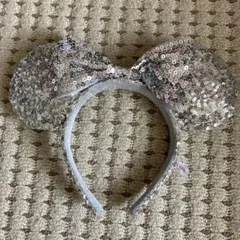ディズニー　ミニー　スパンコール　シルバー　キラキラ　カチューシャ