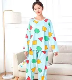 パジャマ 部屋着 クレヨン しんちゃん セットアップ 新品　親子コーデ　韓国