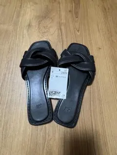 ⭐︎未使用品⭐︎ H&M レディース サンダル ブラック 35サイズのサムネイル