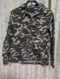 迷彩柄 フード付きジャケット M