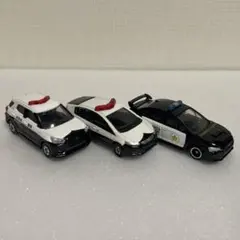 トミカ　パトカー　3個セットのサムネイル