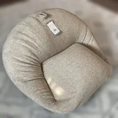 新品　ベージュ ビーズソファクッション　持ち手付き