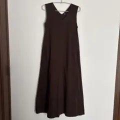 ユニクロVネック ノースリーブ ロングフレアワンピース