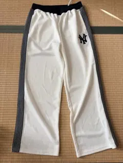 NYロゴ入りホワイトストレートパンツ XL