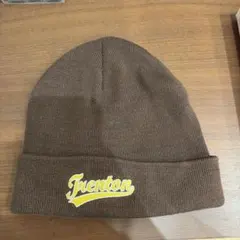 ブラウン ロゴ刺繍 ニット帽 ビーニー