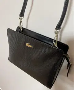 LACOSTE 黒 ショルダーバッグ