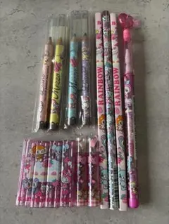 【レア】平成レトロ　うさぎ　ねこ　キャラクター　えんぴつ　まとめ売り15本セット レア】平成レトロ うさぎ ねこ キャラクター えんぴつ まとめ売り15本