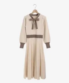 クラシックボウタイニットワンピース