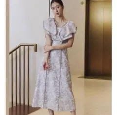 snidel ワンピース ラッフルカラーワンピース　チャコールグレー